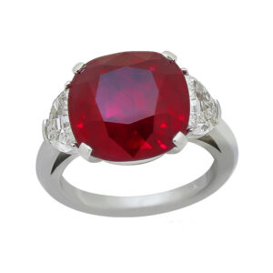 Silverhorn large ruby ring