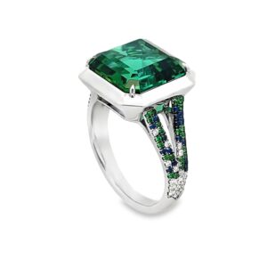 Green Tourmaline ring made in platinum